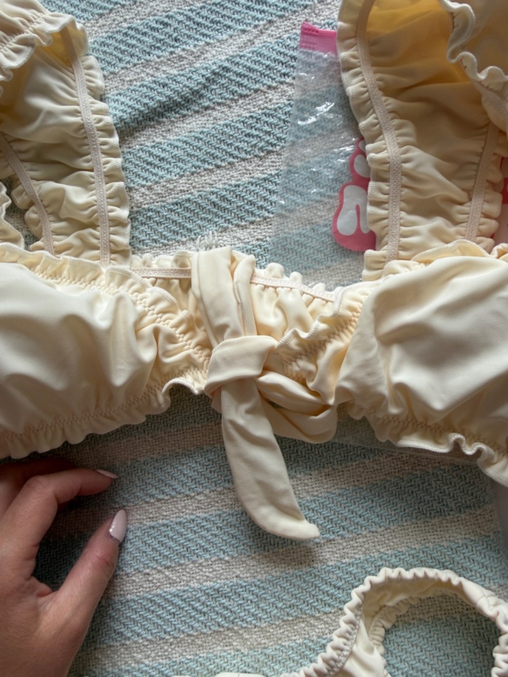 Strawberry Milk Mob Cream Ruffled Bikini Set - Picture 6 of 10